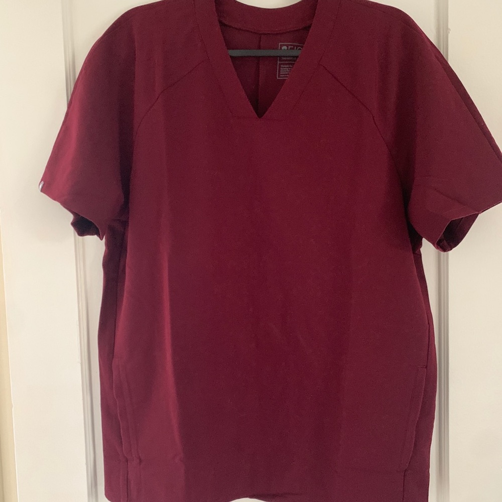 Figs Brand Scrub Top - Size Medium